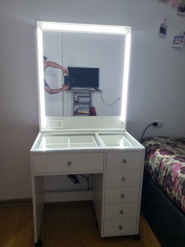 Tocador de maquillaje - Imagen 3